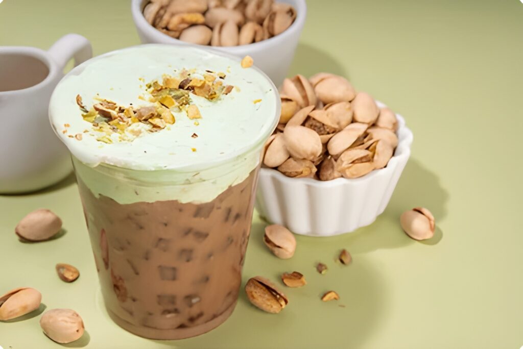 El auge del pistacho 'plant-based': Tendencias veganas y vegetarianas impulsan la demanda de alternativas lácteas y cárnicas a base de pistacho